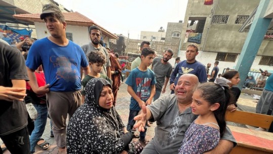 OKB: Dëmtohen katër shkolla që po përdoreshin si strehimore në Gazë