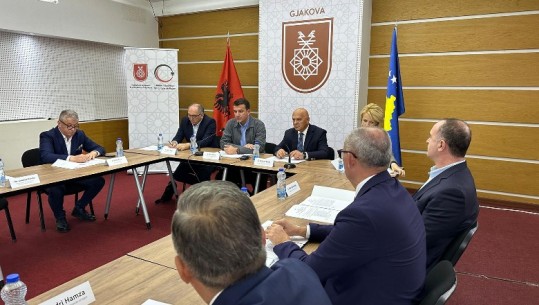 Mblidhet në Gjakovë Unioni i Bashkive Shqiptare të rajonit! Veliaj: Të ofrojmë një paketë të përbashkët turistike
