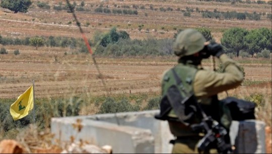 Ushtria izraelite dhe Hezbollahu shkëmbejnë zjarr përgjatë kufirit