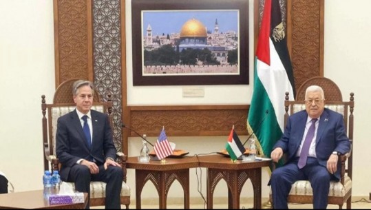 Blinken mbërrin në Ramallah, takohet me presidentin palestinez