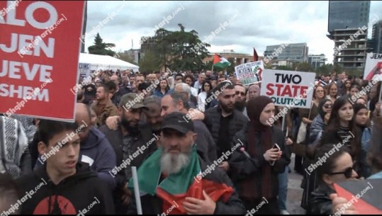 Tubim dhe marshim për Palestinën në Tiranë, qytetarë dhe aktivistë mblidhen në sheshin ‘Skënderbej’