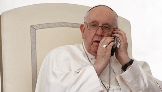 Papa Françesku zhvillon bisedë telefonike me presidentin iranian Raisi