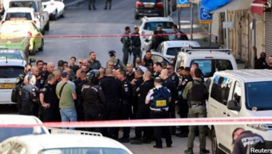 Ushtari izraelit goditet me thikë në Jerusalem, policia vret autorin e dyshuar