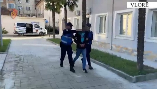 Megaoperacioni 'Tempulli'/ Shiste drogë pranë shkollave në Vlorë, arrestohet 44 vjeçari! I sekuestrohen 500 doza kanabis (EMRI)