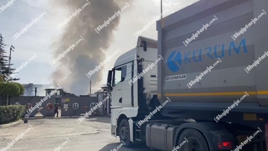 Ndotja masive nga shtëllungat e tymit pas zjarrit në ‘Kurum’, bashkia e Elbasanit: Kushdo që e shkaktoi, do mbajë përgjegjësi