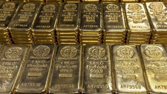 Britania sanksionon dy prodhuesit më të mëdhenj të arit në Rusi