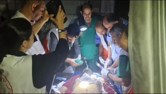 Operacionet në spitalet e Gazës kryhen me elektrik dore në mungesë të energjisë elektrike