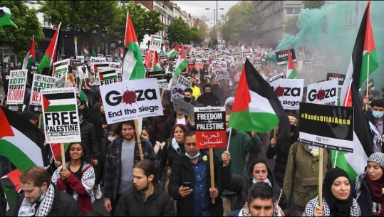 Protesta të dhunshme në botë, 300 mijë në tubim pro Palestinës në Londër! Kërkojnë armëpushim në Rripin e Gazës