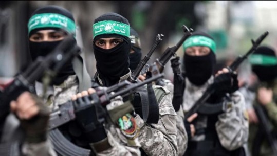 Horrori i Hamasit, rrëfimet tronditëse nga dëshmitarët: Përdhunuan gra dhe i qëlluan në kokë