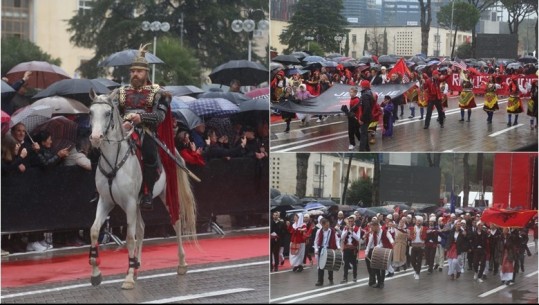 'JEMI NJE!' Parada Kuq e Zi në Tiranë, 200 delegacione nga trojet shqiptare dhe arbëreshe në bulevard
