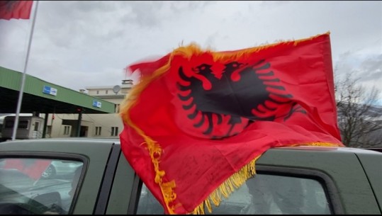 Si u festua Pavarësia në disa qytete, Kruja e Skënderbeut përkujton 28 nëntorin e 1443