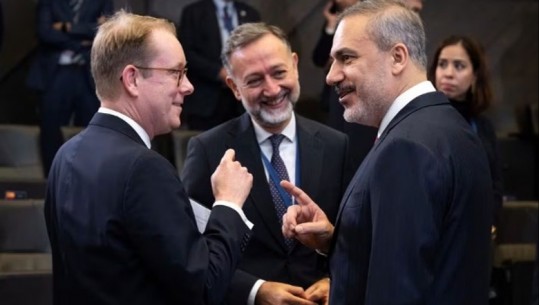 Ministri suedez: Turqia pret të ratifikojë anëtarësimin e Suedisë në NATO 'brenda javësh'