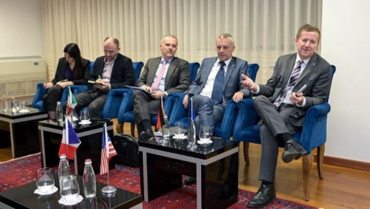 Kurti me ambasadorët e QUINT-it, thekson propozimin e tij për zgjedhjet serbe: Mbajtja e tyre në Veri kërkon marrëveshje ndërshtetërore