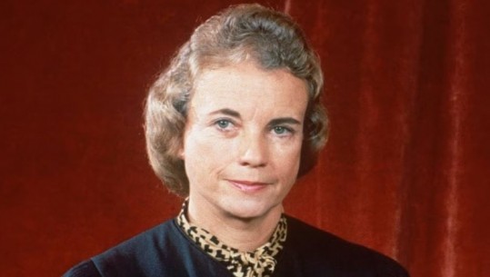 Ndahet nga jeta Sandra Day O'Connor, gruaja e parë anëtare e Gjykatës së Lartë në SHBA