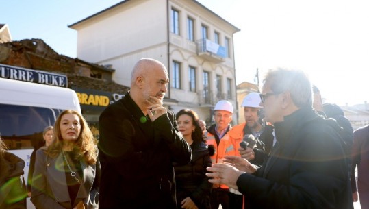 Rama inspekton punimet në bulevardin kryesor të Shkodrës: Duhet projekt i unifikuar si në Korçë e Gjirokastër! Beci: Përfundon brenda 5 muajsh