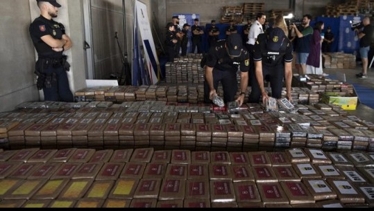 Sekuestrohen 7,2 tonë kokainë në Spanjë, 4 të arrestuar