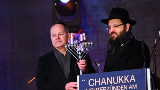 Scholz: Thirrje për luftë kundër antisemitizmit e urrejtjes