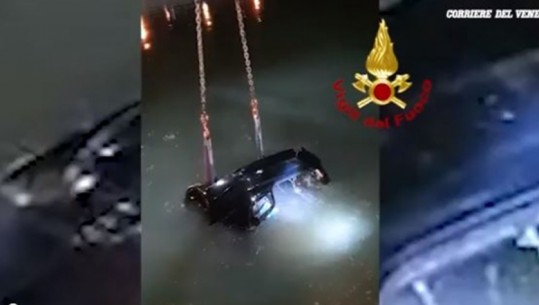Aksidenti tragjik ku humbën jetën 2 shqiptarë/ Video nga momenti kur polumbarët nxjerrin makinën nga lumi me trupat e viktimave brenda