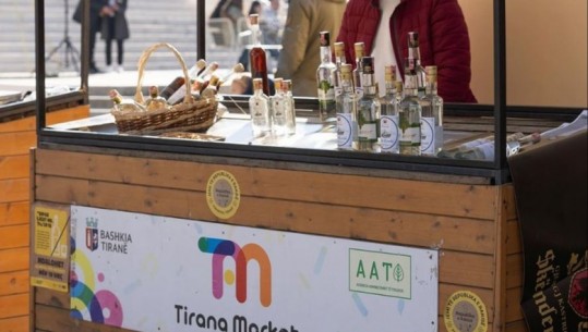 ‘Republika e rakisë’, promovohet pija tradicionale shqiptare si pjesë e trashëgimisë kulturore