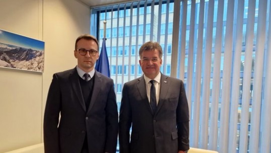 Petkoviç takohet me Lajçak për themelimin e Asociacionit të komunave me shumicë serbe: Erdhëm në Bruksel të përgatitur mirë