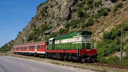 KE, 62 milionë euro grant për ndërtimin e hekurudhës Durrës – Rrogozhinë