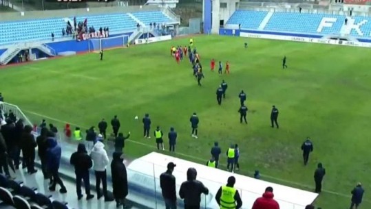 GOLAT/ Kukësi 1-1 Partizani! Tifozët futen në fushë dhe nuk lejojnë penalltinë, ndërhyn policia! Egnatia mund Dinamon dhe shkëputet në krye