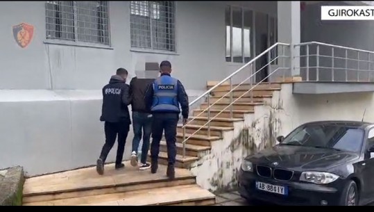 Po transportonte emigrantë të paligjshëm nga Shkodra për në Greqi, arrestohet 22-vjeçari! Iu kishte marrë 500 euro për person