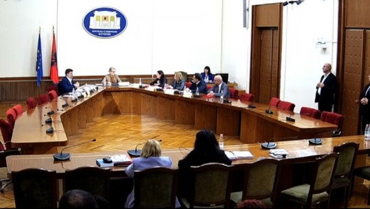 Me 6 vota pro, Këshilli i Mandateve miraton kërkesën e SPAK për arrestimin e Sali Berishës