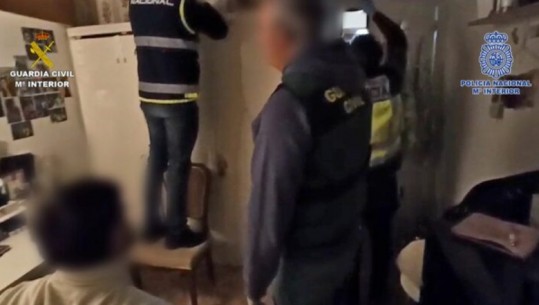 Spanjë/ 100 grabitje me shpejtësinë ‘e erës’, shkatërrohet banda shqiptaro-spanjolle! 15 të arrestuar, sekuestrohen 10 mijë euro