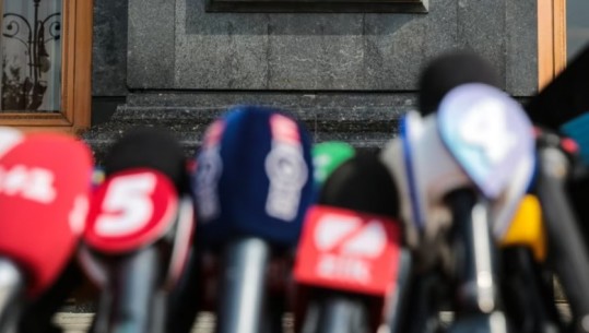 Qeveria polake shkarkon zyrtarët kontrovers të medias publike