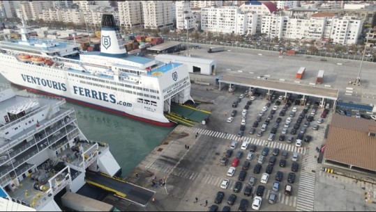 Emigrantët kthehen për festa,  5 tragete në ditë nga Bari e Ankonat! Porti i Durrësit masa për fluksin, 20 pika kontrolli në terminal