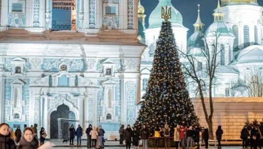 Pas 106 vitesh, Ukraina feston Krishtlindjet më 25 dhjetor