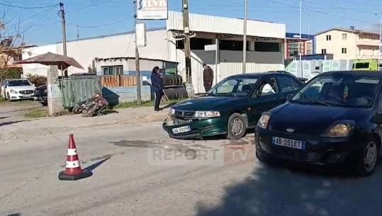 VIDEO/Makina përplaset me motorin në Lushnje, plagoset çifti i bashkëshortëve! Gruaja në gjendje të rëndë