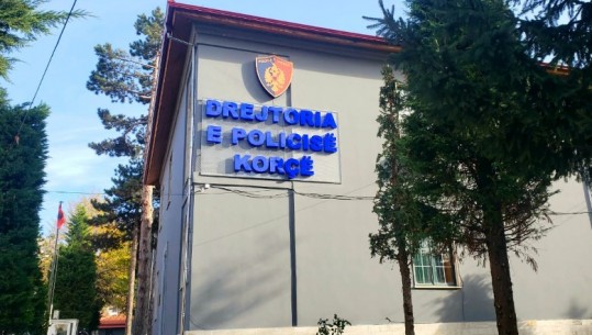 ‘Tempulli’/ Përshtati lokalin për shitjen e drogës, arrestohet 27-vjeçari në Korçë