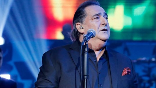 Ndahet nga jeta në moshën 70-vjeçare këngëtari i njohur grek Vassilis Karras