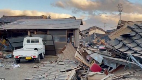 VIDEO/ Rrugë të çara në dysh, njerëz që vrapojnë! Pamje nga tërmeti në Japoni