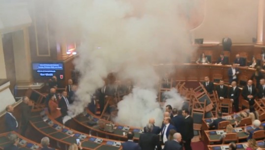 Ben Andoni: Shoqëria shqiptare po e dëmton vetë parlamentin