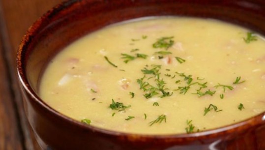 Supë krem me vezë të rrahura nga zonja Albana