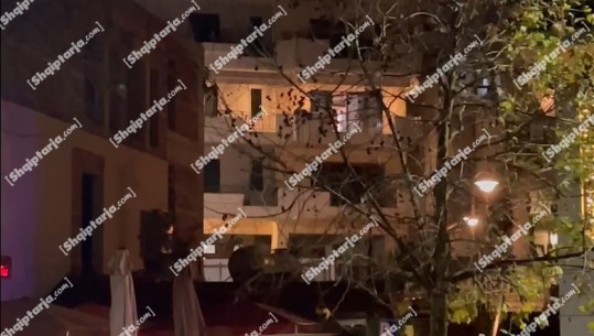 Report Tv siguron pamje të banesës ku u ekzekutua 23 vjeçari në Vlorë! U qëllua me snajper sapo doli në ballkon për të pirë cigare