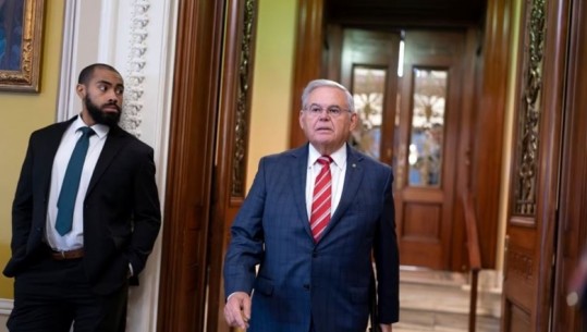 Senatori Menendez kundërshton akuzat për korrupsion në favor të Katarit dhe Egjiptit