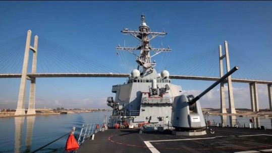 CNN: Marina amerikane rrëzoi 24 raketa dhe drone në Detin e Kuq