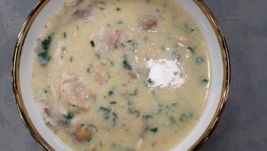 Supë me pulë dhe oriz nga zonja Albana