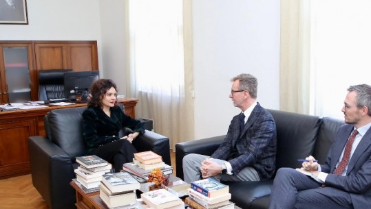 Integrimi/ Spiropali pret ambasadorin e BE në Tiranë: Shqipëria përmbylli me sukses procesin ‘screening’