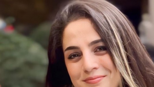 Gruaja iraniane shpërfill hixhabin edhe pas ndëshkimit me kamxhik