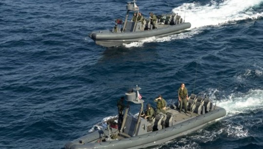 U zhdukën në det, vijojnë kërkimet për dy ushtarakë të forcave speciale të marinës amerikane
