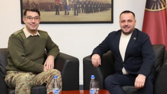 KOSOVË/ Britania heq vizat për personelin e Ministrisë së Mbrojtjes dhe FSK-së që zhvillojnë atje aktivitete ushtarake dhe zyrtare