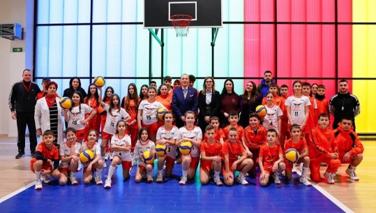 Muzhaqi: Disiplina e volejbollit edhe në shkollën ‘Bashkim Fino’, Ekipe Sportive edhe për moshat 8-10 vjeç