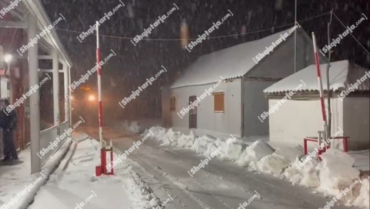 Zonat malore në qarkun e Shkodrës përfshihen nga dëbora, borëpastrueset në terren për mbajtjen hapur të rrugës