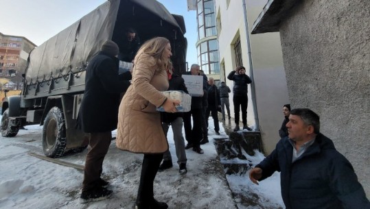 Fushë-Arrëz/ 420 familje të izoluara nga bora prej 3 ditësh, shpërndahen ndihma ushqimore