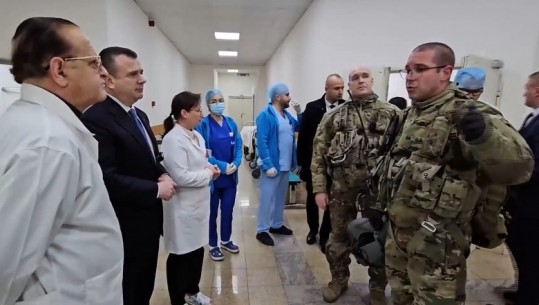 Balla viziton në spitalin e Traumës 2 turistët zvicerianë që u shpëtuan nga zona ku ishin bllokuar në Malin e Korabit: Si në shtëpinë dhe besën e shqiptarit